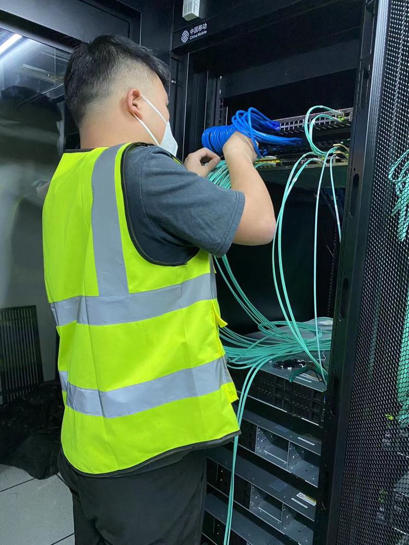 域名注册：构建企业形象的第一步
